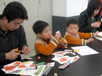 恐竜ふれあい教室「親子で恐竜のペーパークラフトをつくろう！」のイメージ