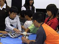 いろいろな骨について模型で学びました