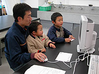 コンピュータ教室「恐竜年賀状をつくろう！」のイメージ