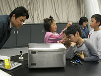 オーブンでちぢめてキーホルダーに