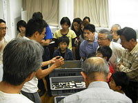 昨年発見された化石の説明