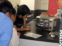 トースターでちぢめてキーホルダーに