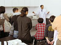 博物館自然教室「恐竜時代の材化石を調べよう！」のイメージ