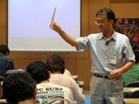 紙粘土を使って「巻き」の理屈を説明