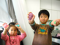 恐竜ふれあい教室「親子で化石の消しゴムをつくろう！」のイメージ