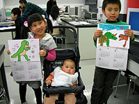 恐竜ふれあい教室「親子で恐竜カレンダーをつくろう！」のイメージ