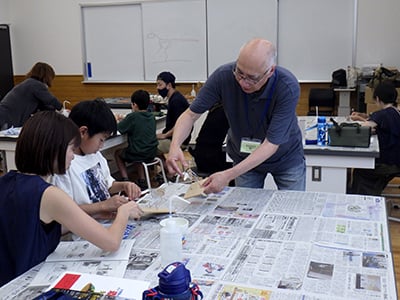 子ども工作教室「親子で恐竜模型をつくろう！」のイメージ