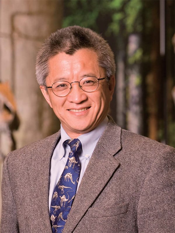 Dr. Luo Zhe-Xi