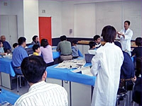 恐竜ふれあい教室「化石のレプリカ教室」のイメージ