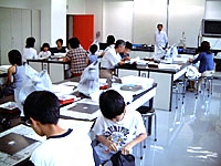 こども自然教室「木の化石を調べよう」のイメージ