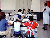 まずはお話を聞きます