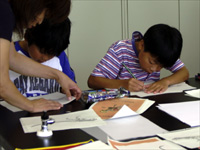 骨格に肉付けをしていきます