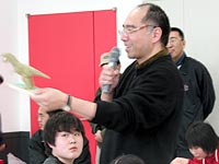 先生がみんなの作品を「上手だね」とほめてくれました