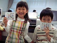 コンピュータ教室「恐竜シールをつくってみよう」のイメージ