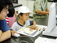 コンピュータ教室「コンピュータで恐竜をかこう」のイメージ