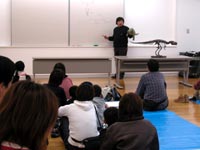 恐竜ふれあい教室「親子で恐竜画に挑戦」のイメージ