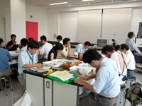 地学指導者実技講座「博物館の利用法：理科の授業での活用」のイメージ
