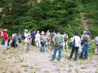 濱田館長から発掘調査の話がありました