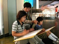 博物館自然教室「恐竜画をかこう！」のイメージ