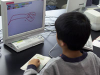 年賀状の背景となる絵をかいています。