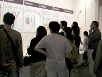 改めて説明を受けると標本の見方が変わります。