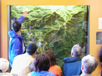 近隣施設の立体模型で行程を復習