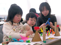 恐竜のおりがみでつくったジオラマ