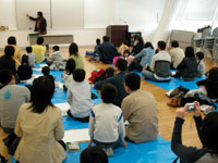 大勢の親子に集まってもらいました