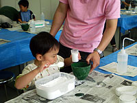 恐竜ふれあい教室「親子で化石のレプリカをつくろう！」のイメージ