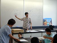 恐竜画のかきかたについてお話です。