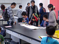 大きさや形についてよく観察します。