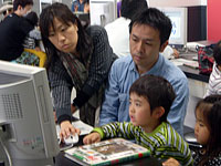 がんばって恐竜の絵をかきます