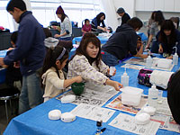 恐竜ふれあい教室「親子で化石のレプリカをつくろう！」のイメージ