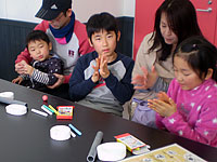 一生懸命にこねてこねて‥‥。