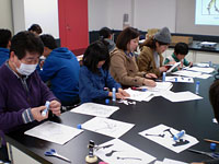 骨のかたちと特徴について学びます。