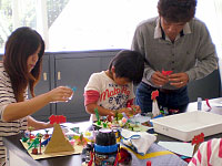 親子で一生懸命つくります。