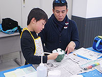 恐竜ふれあい教室「親子で化石のレプリカをつくろう！」のイメージ