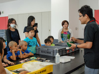 恐竜ふれあい教室「親子で化石のレプリカをつくろう！」のイメージ