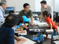 様々な「石」の性質について調べていきます。