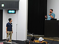 通訳は当館の今井が務めました。