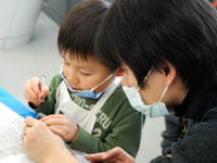 ゆっくり、ていねいにけずろうね。