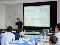 化石骨の断面についての説明です。