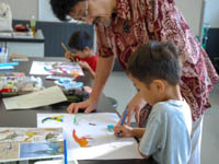 「恐竜が生きていたら、と想像してみよう」