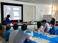 粒子のおおもとの岩石には色々な種類があります。