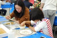 恐竜ふれあい教室「宝探し！金色の鉱物を探そう！」のイメージ