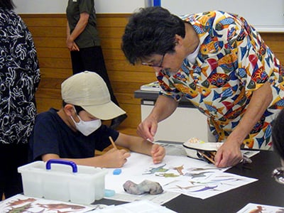 子ども工作教室「親子で恐竜の絵をかこう！」のイメージ