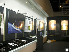 特別展示室の設営風景20080709_2（クリックで拡大）